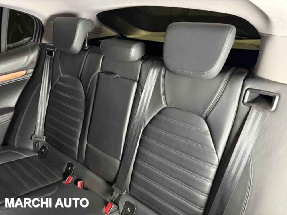 Alfa Romeo Stelvio usata a Perugia (13)