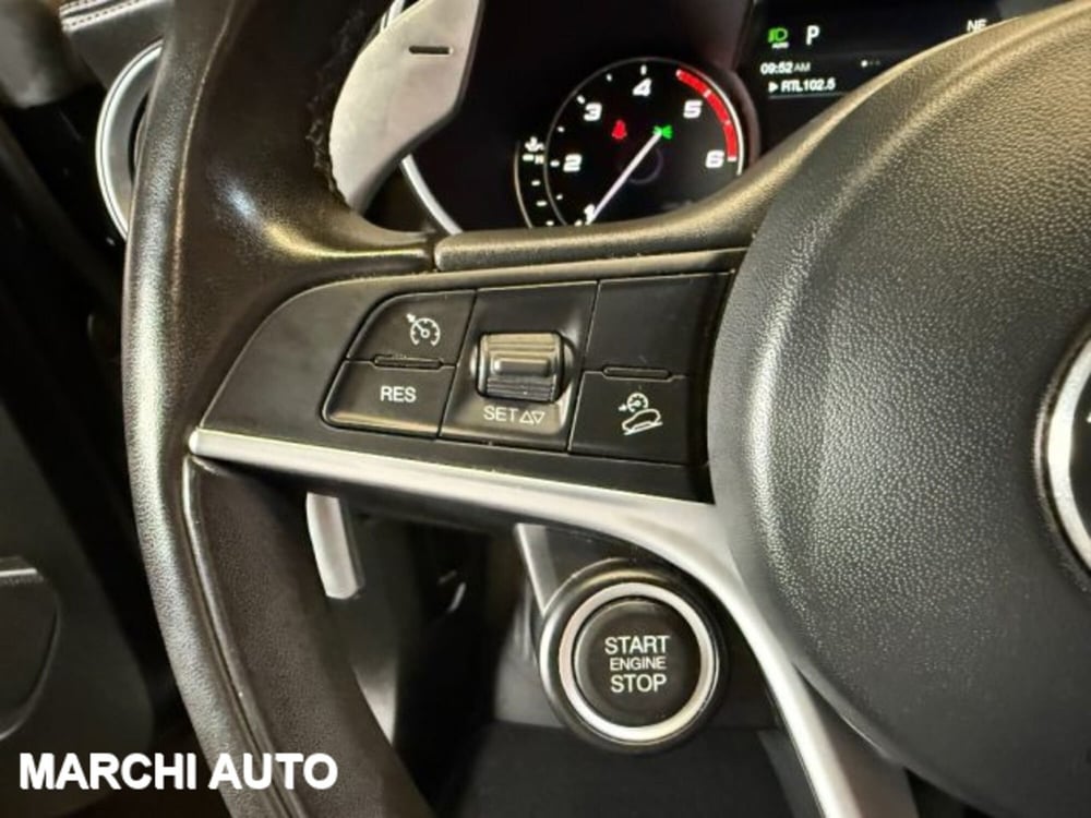 Alfa Romeo Stelvio usata a Perugia (16)