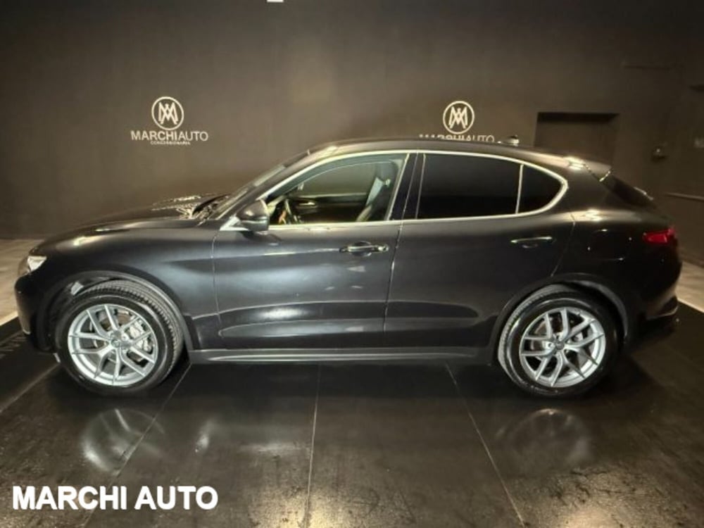 Alfa Romeo Stelvio usata a Perugia (8)