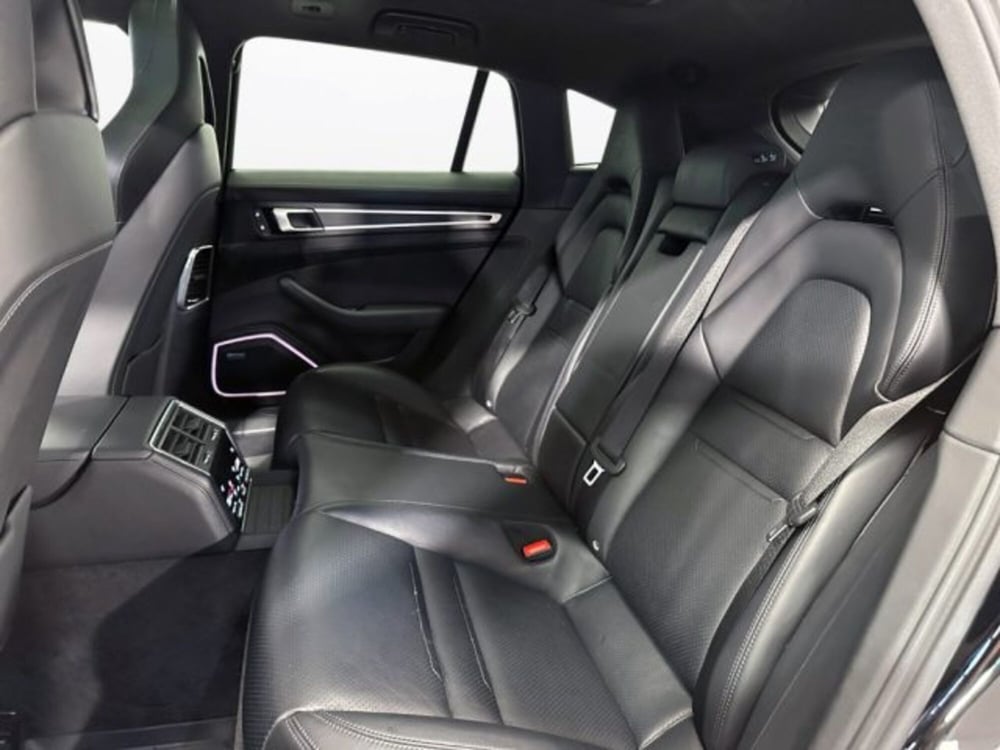 Porsche Panamera Sport Turismo usata a Modena (12)
