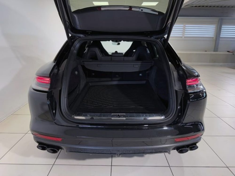 Porsche Panamera Sport Turismo usata a Modena (13)