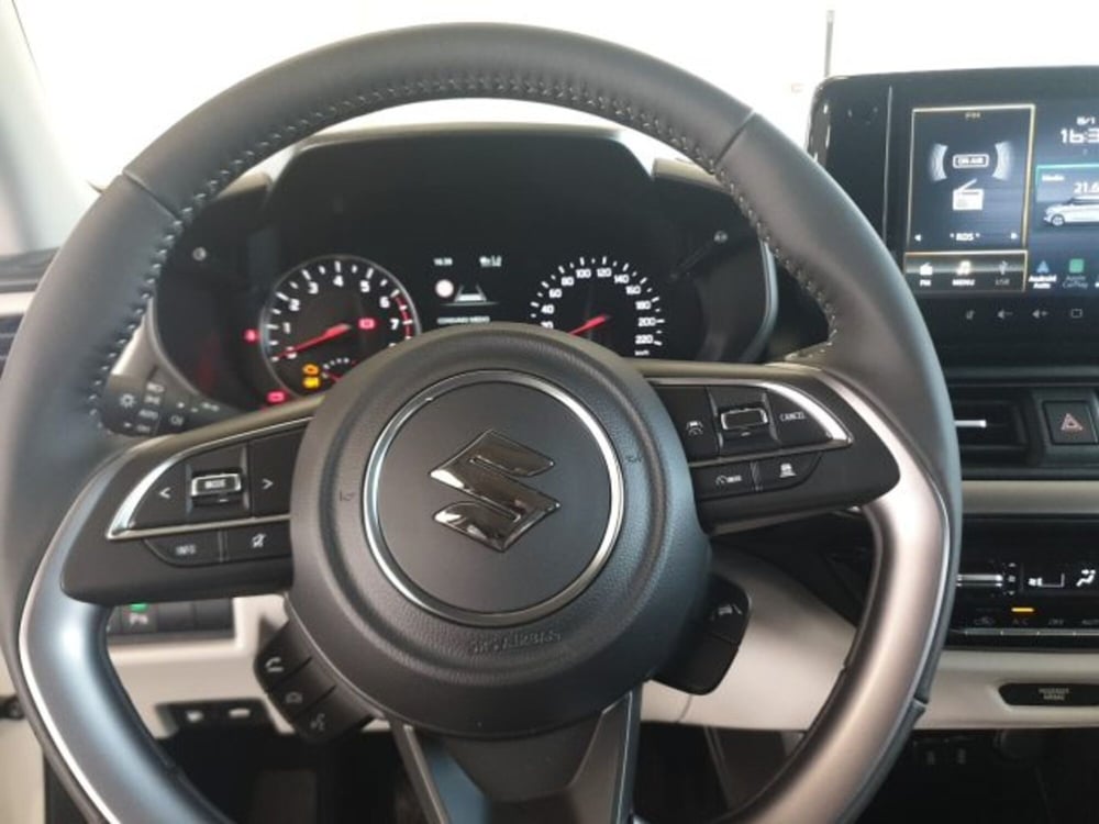 Suzuki Swift nuova a Reggio Emilia (17)
