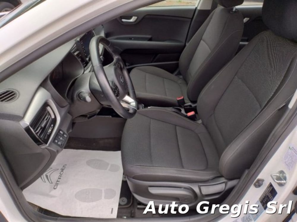 Kia Rio usata a Milano (13)