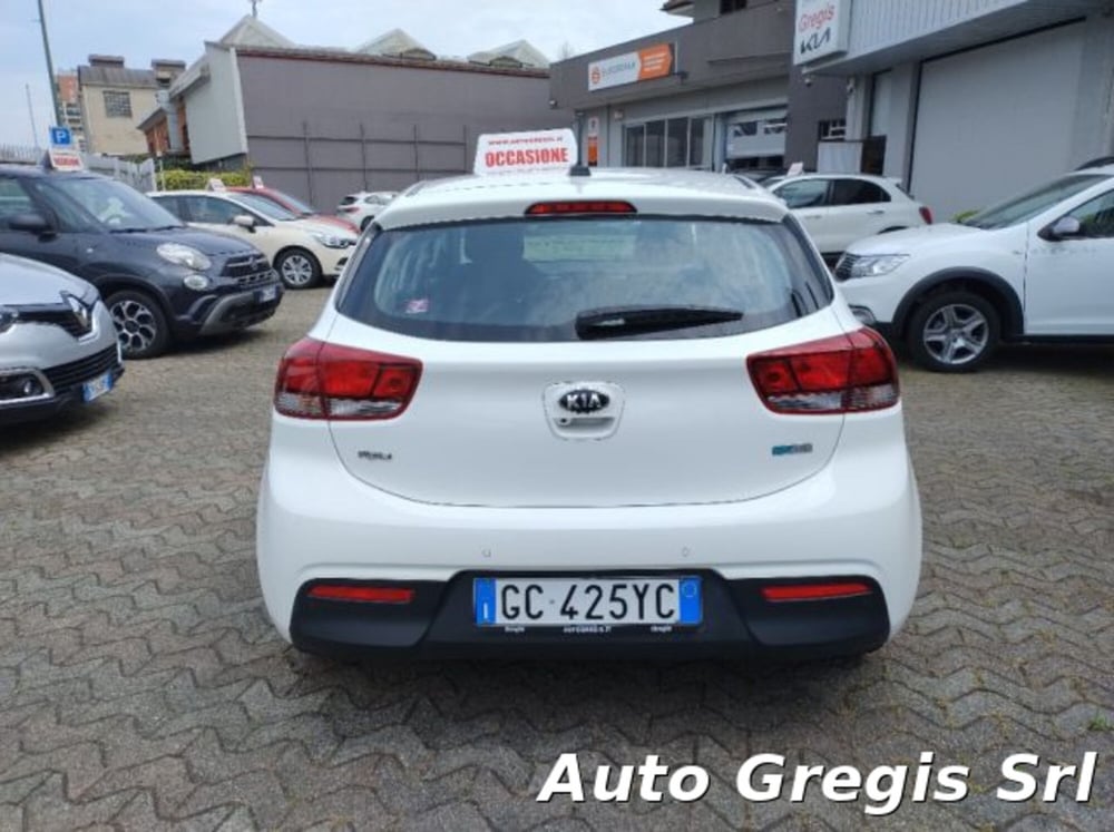Kia Rio usata a Milano (4)