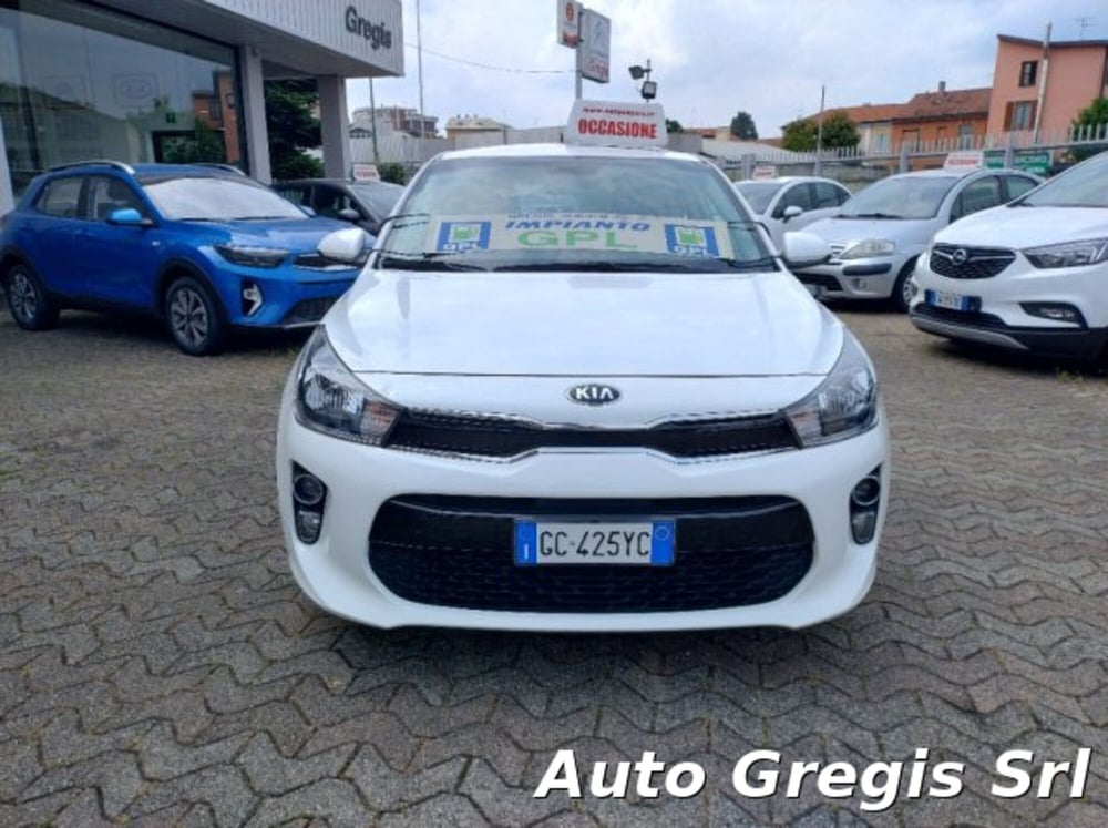 Kia Rio usata a Milano (8)