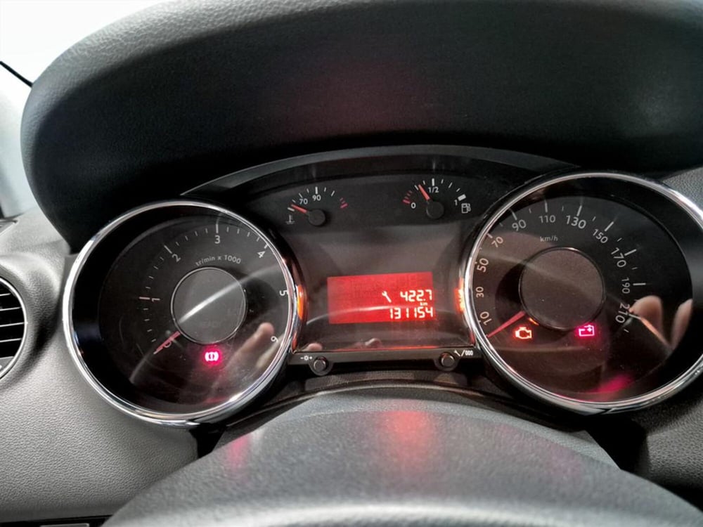 Peugeot 5008 usata a Padova (12)