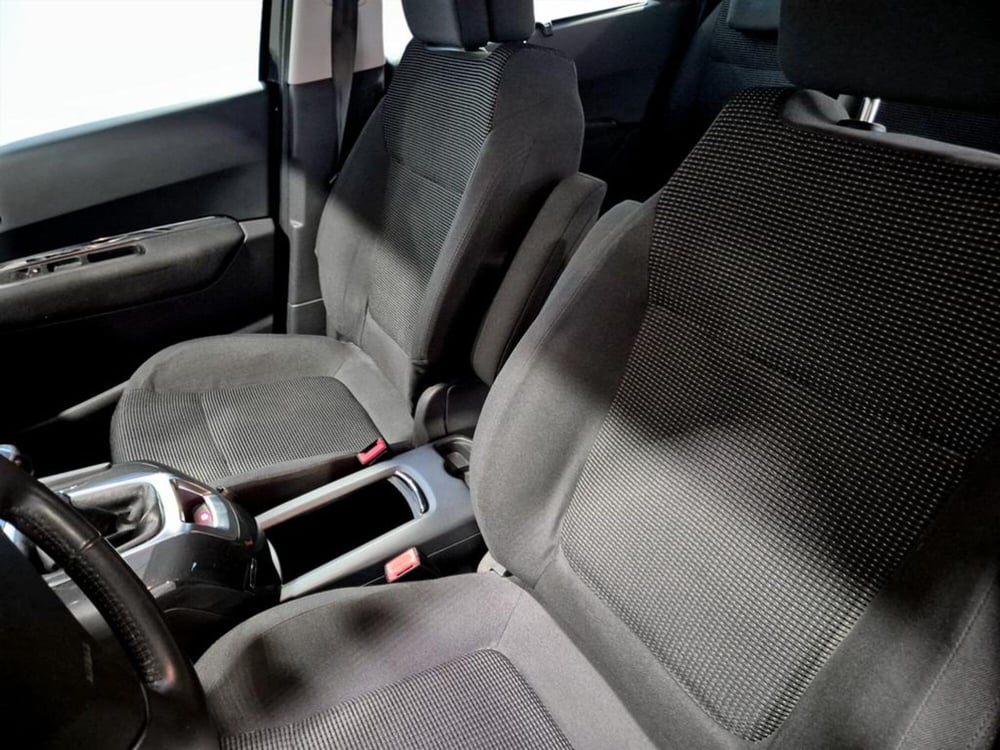 Peugeot 5008 usata a Padova (13)