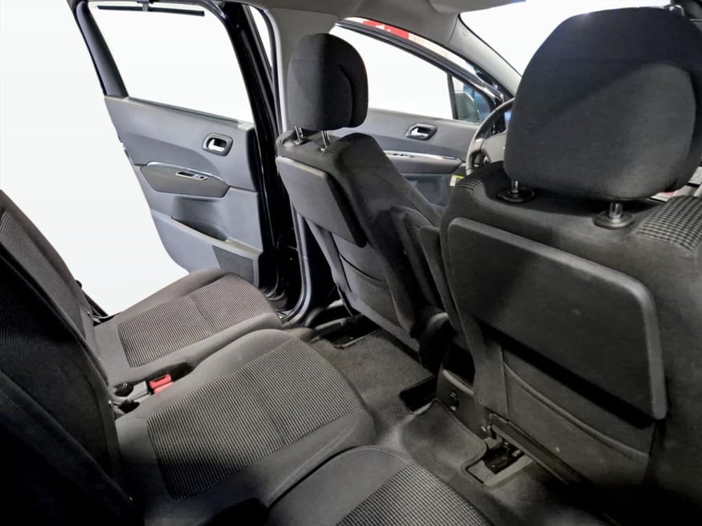 Peugeot 5008 usata a Padova (15)