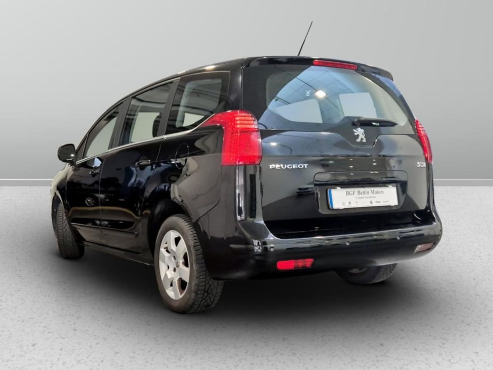 Peugeot 5008 usata a Padova (3)