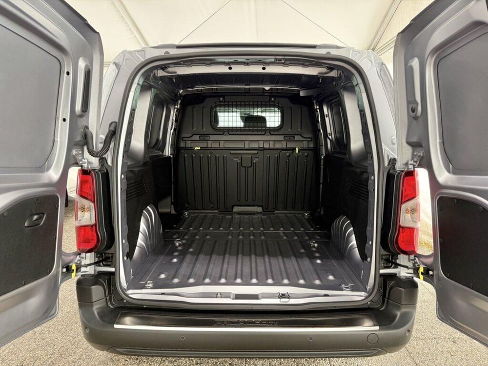 Toyota Proace City Furgone nuova a Monza e Brianza (11)