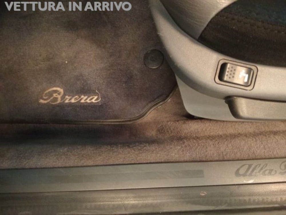 Alfa Romeo Brera usata a Modena (12)