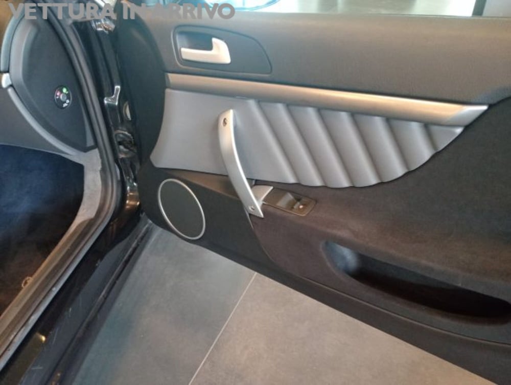 Alfa Romeo Brera usata a Modena (16)