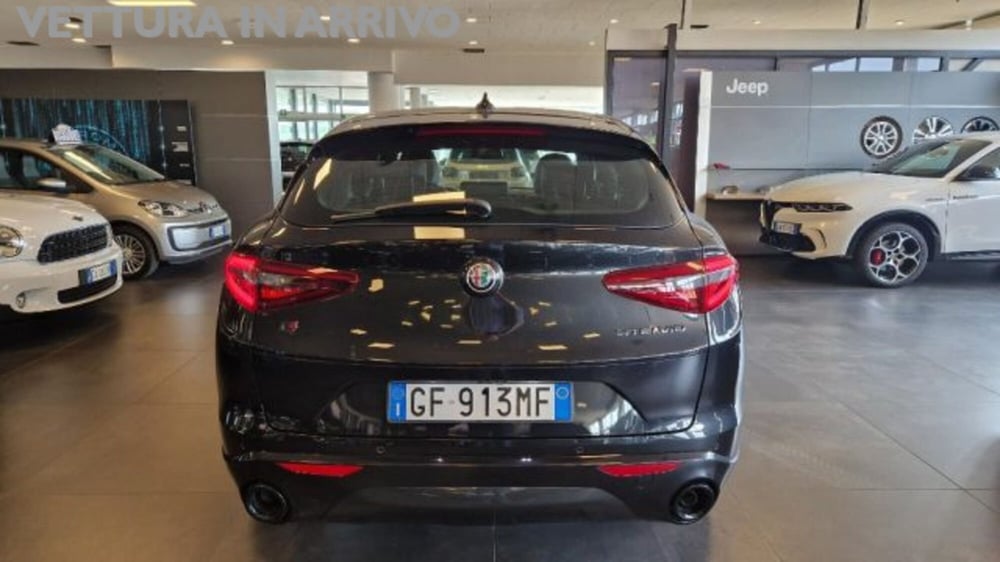 Alfa Romeo Stelvio usata a Modena (5)