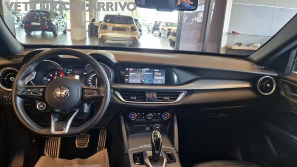 Alfa Romeo Stelvio usata a Modena (7)