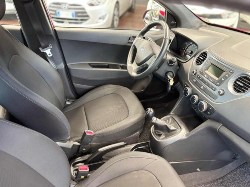 Hyundai i10 usata a Pesaro-Urbino (8)