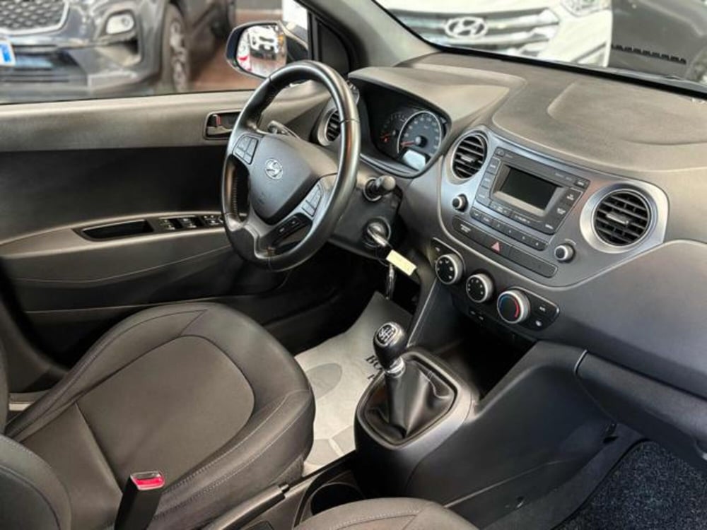 Hyundai i10 usata a Pesaro-Urbino (12)