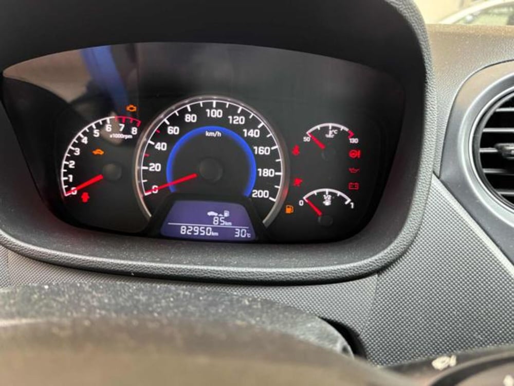Hyundai i10 usata a Pesaro-Urbino (3)