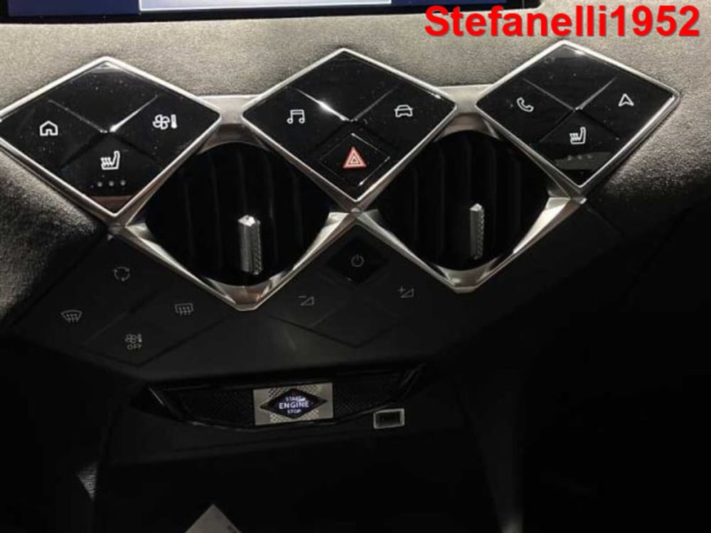 Ds DS 3 nuova a Bologna (17)