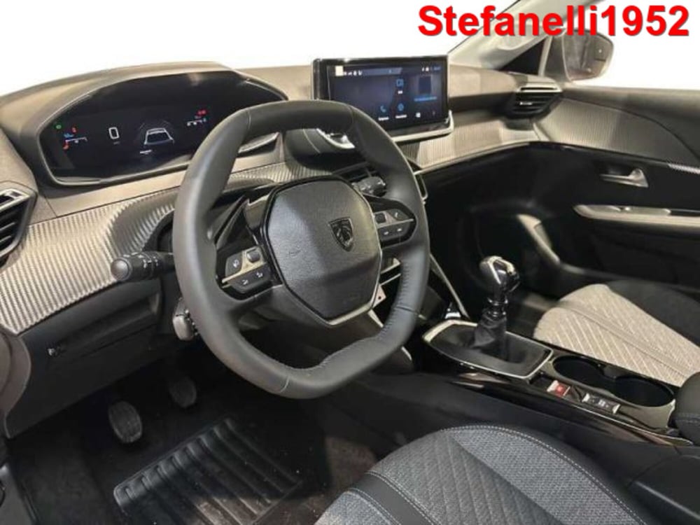 Peugeot 208 nuova a Bologna (11)
