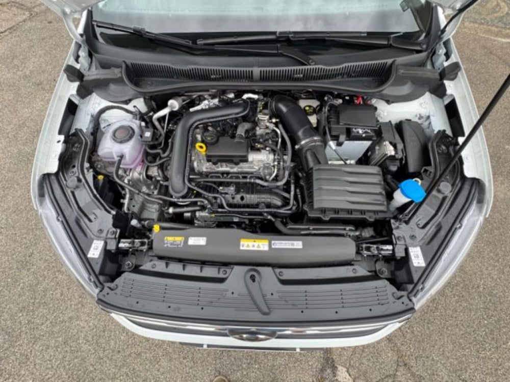 Volkswagen Taigo nuova a Milano (19)