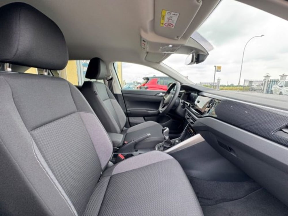 Volkswagen Taigo nuova a Milano (7)