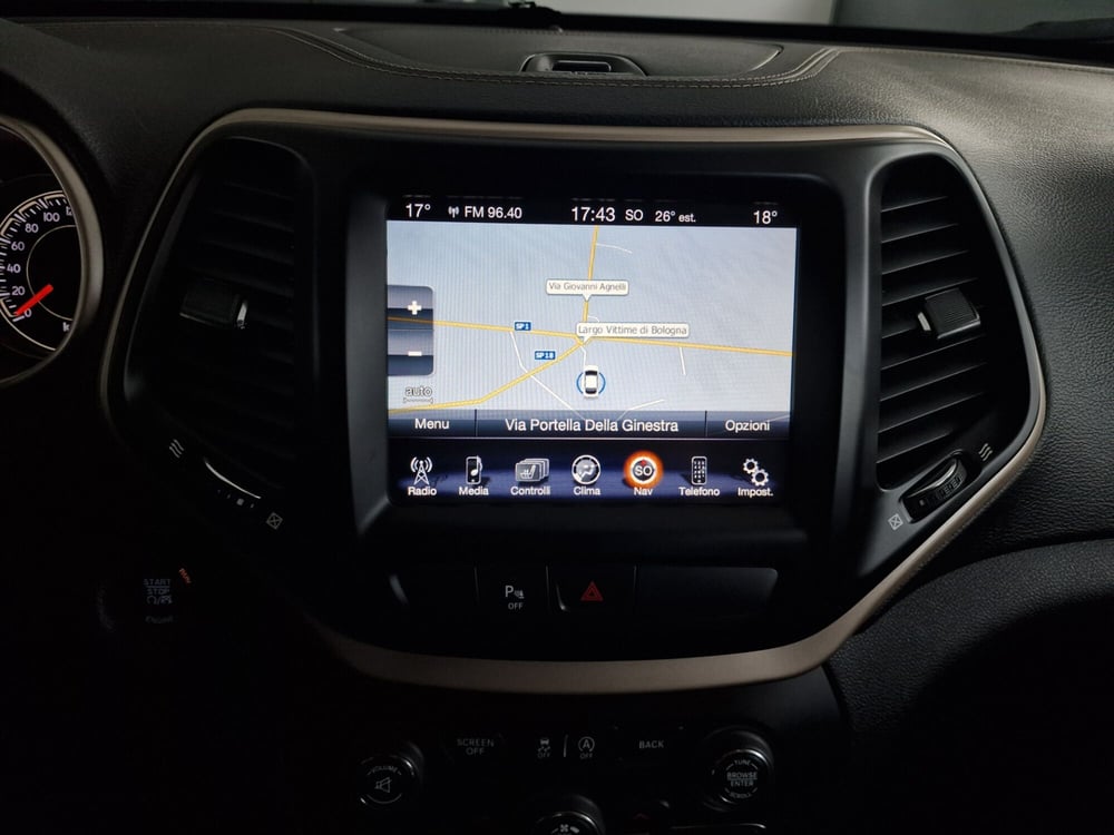 Jeep Cherokee usata a Torino (19)