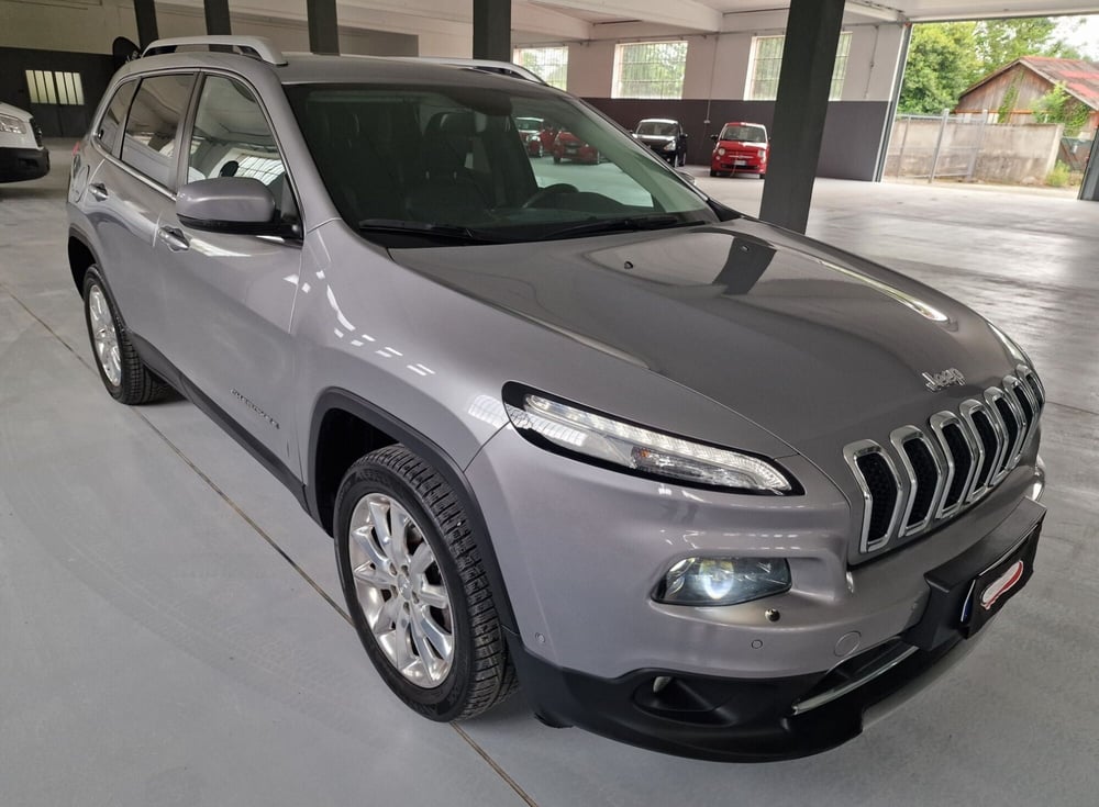 Jeep Cherokee usata a Torino (2)