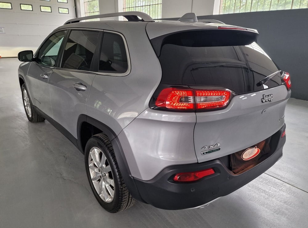 Jeep Cherokee usata a Torino (4)