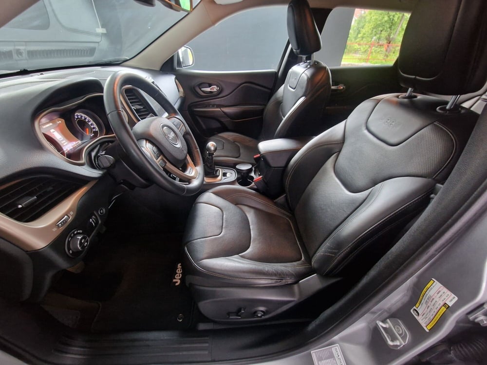 Jeep Cherokee usata a Torino (7)