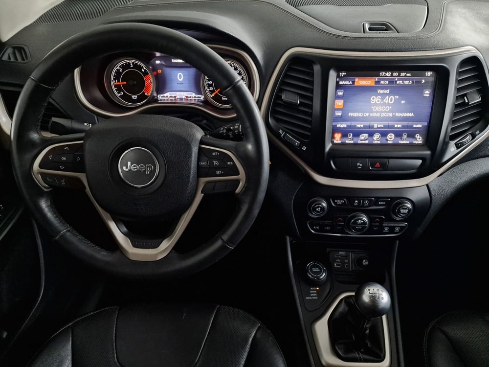 Jeep Cherokee usata a Torino (8)