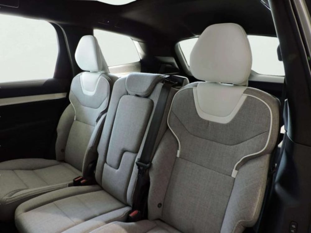 Volvo EX90 nuova a Firenze (11)