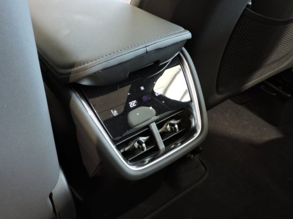 Volvo EX90 nuova a Firenze (17)