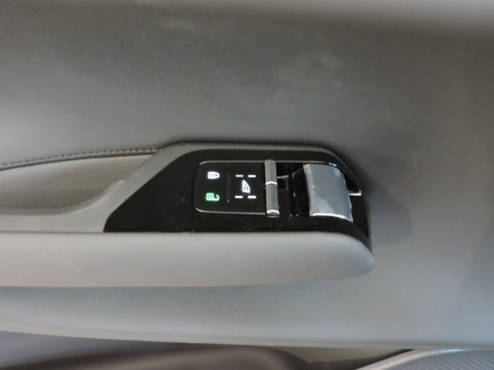 Volvo EX90 nuova a Firenze (19)