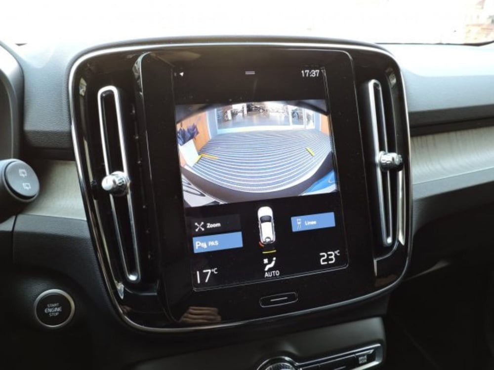 Volvo XC40 usata a Firenze (11)
