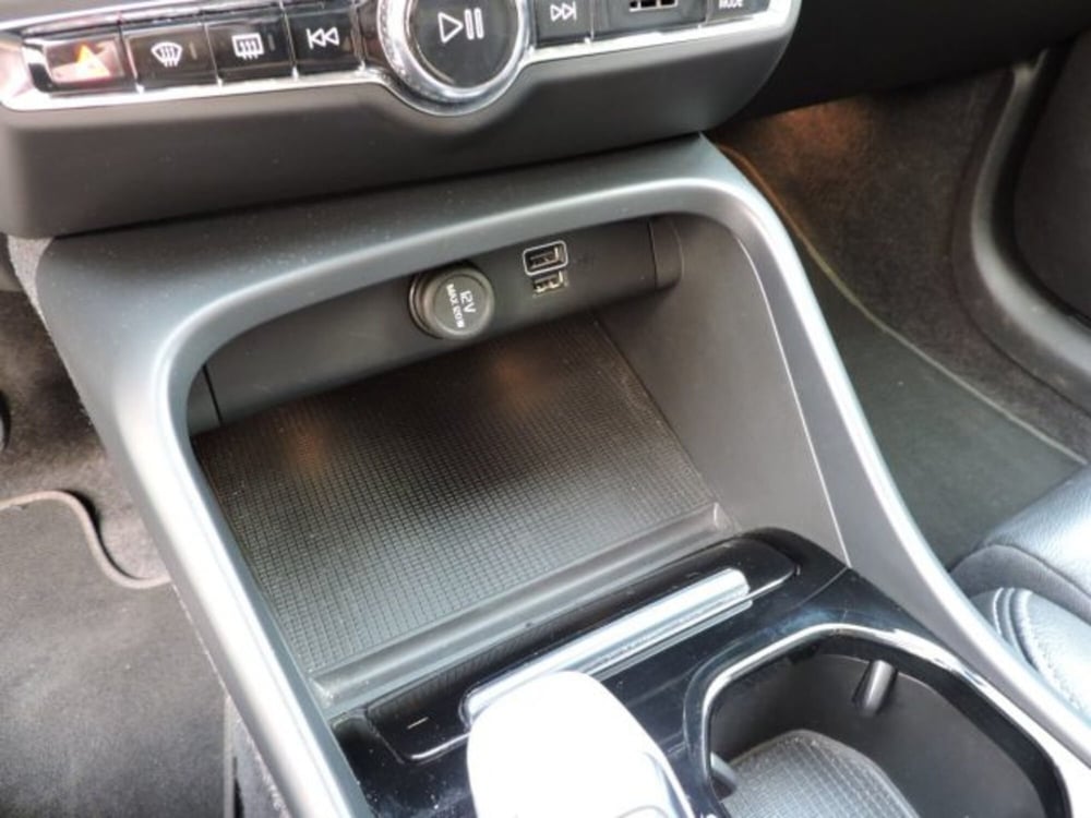 Volvo XC40 usata a Firenze (13)