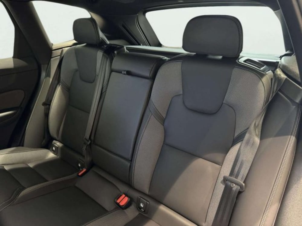 Volvo XC60 nuova a Firenze (13)