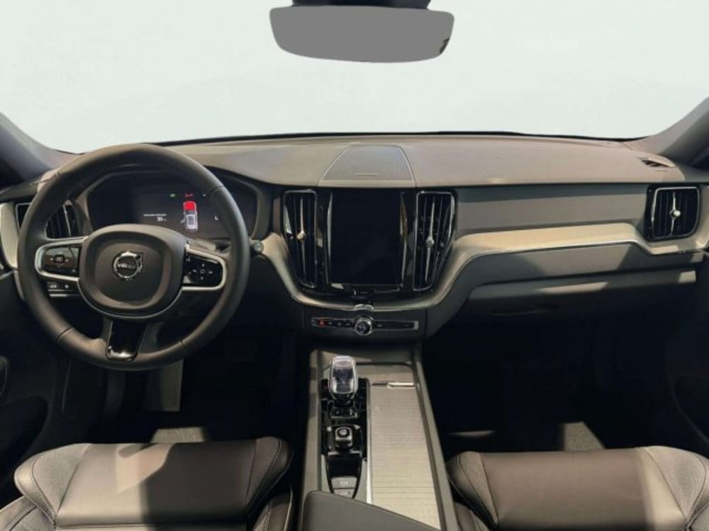 Volvo XC60 nuova a Firenze (14)