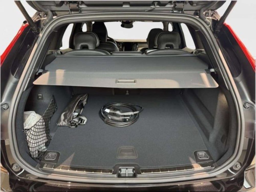 Volvo XC60 nuova a Firenze (9)