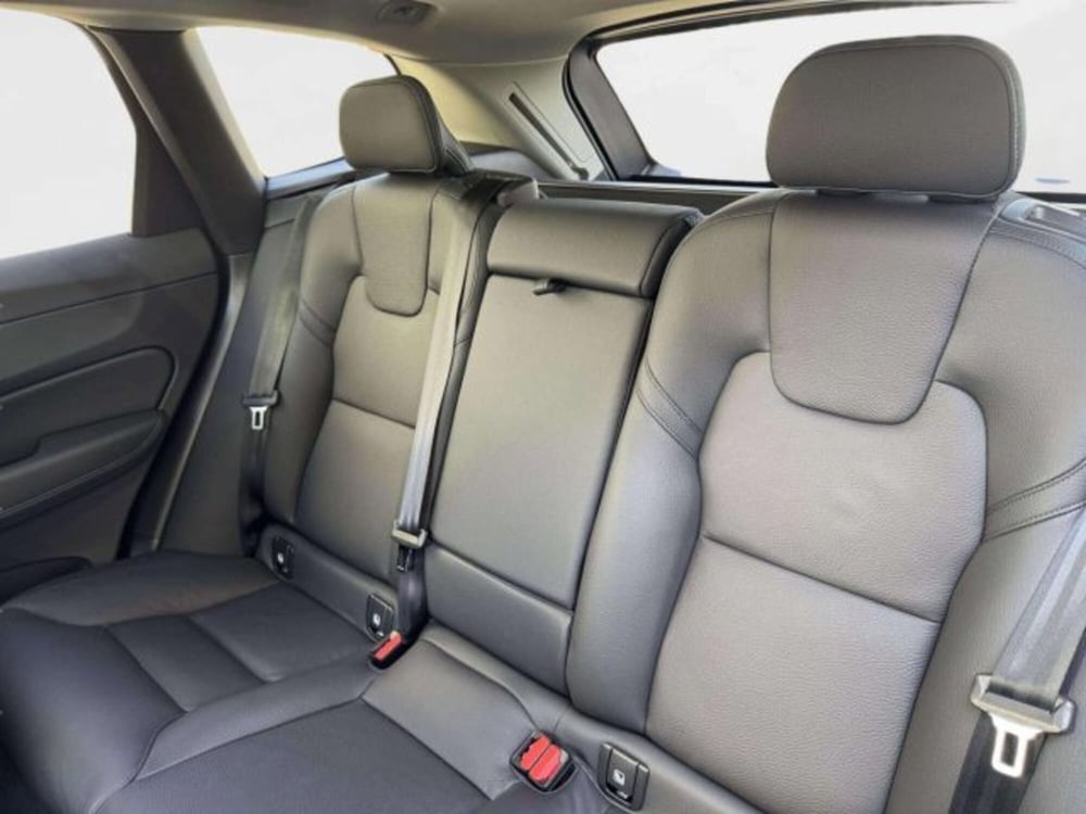 Volvo XC60 nuova a Firenze (13)