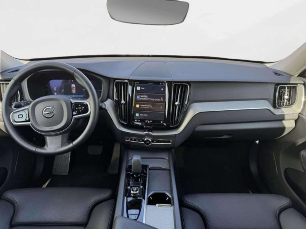 Volvo XC60 nuova a Firenze (14)