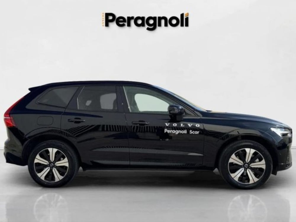 Volvo XC60 nuova a Firenze (4)