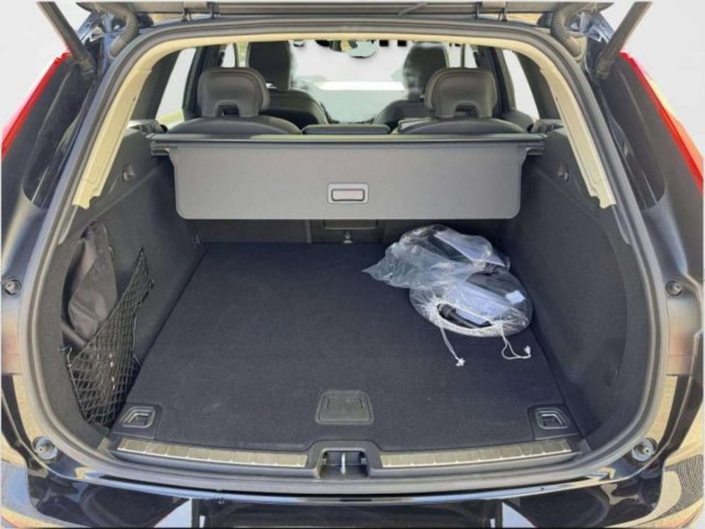 Volvo XC60 nuova a Firenze (9)