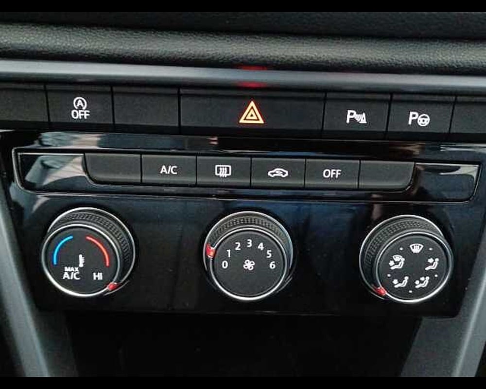 Volkswagen T-Roc usata a Roma (18)