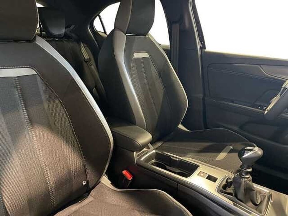 Opel Mokka nuova a Salerno (16)