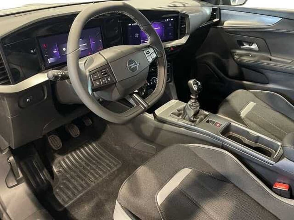 Opel Mokka nuova a Salerno (9)
