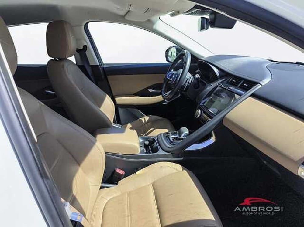 Jaguar E-Pace usata a Perugia (11)