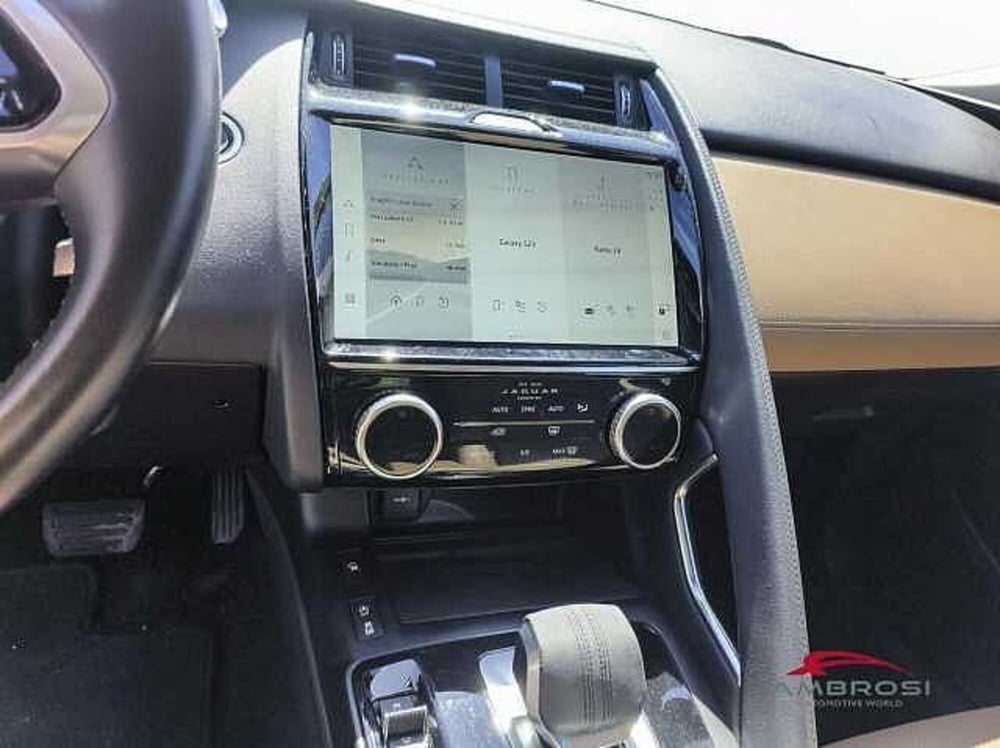 Jaguar E-Pace usata a Perugia (14)