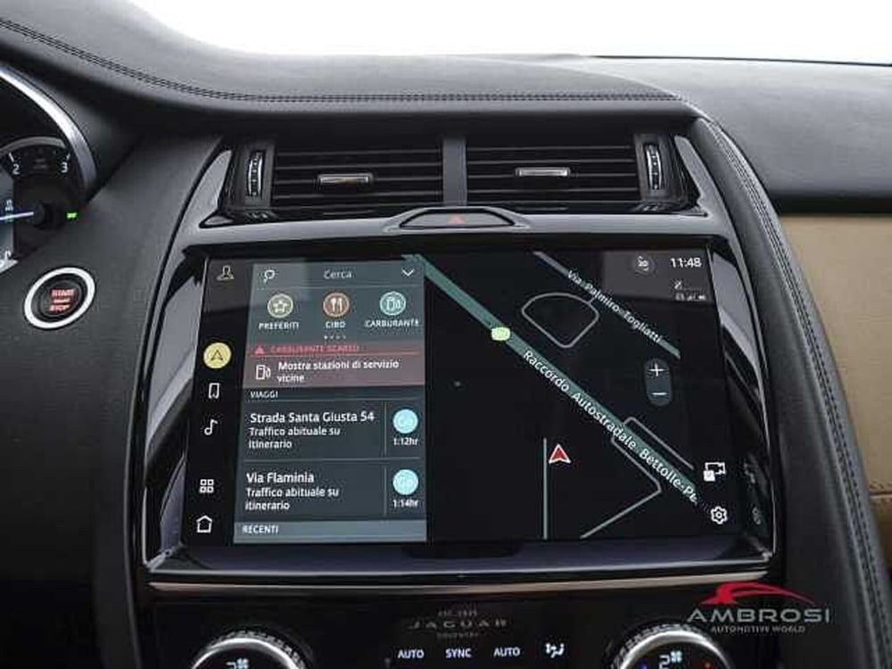 Jaguar E-Pace usata a Viterbo (17)