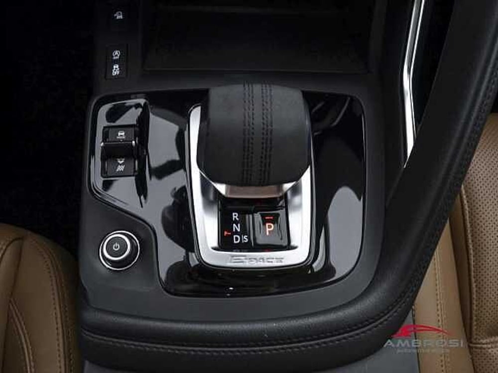 Jaguar E-Pace usata a Viterbo (20)