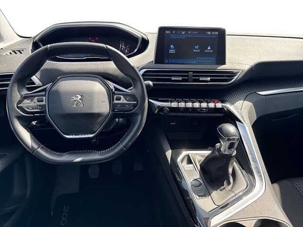 Peugeot 3008 usata a Napoli (10)